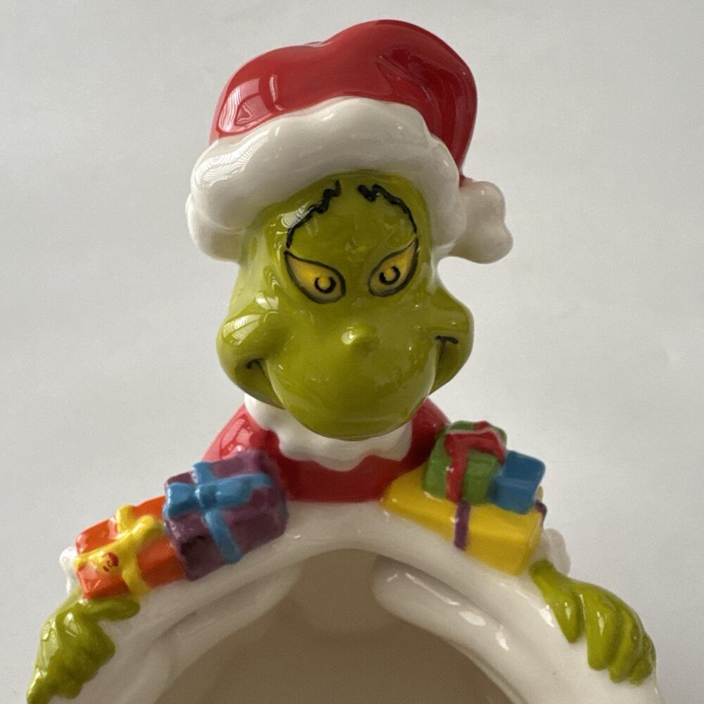 Pottery Barn Kids Dr. Seuss's The Grinch with Gifts Treat Bowl Christmas READ - Picture 6 of 11
